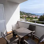 Crnekovic Tomislava 8 Apartman Baška