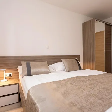 Crnekovic Tomislava 8 Apartament