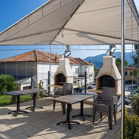 Crnekovic Tomislava 8 Apartament *