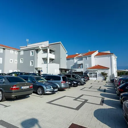 Apartman Crnekovic Tomislava 8