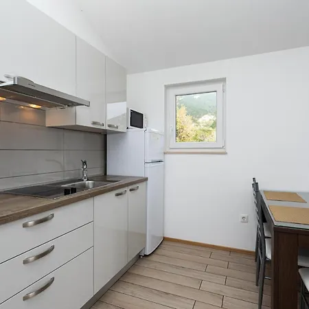 Crnekovic Tomislava 8 Башка