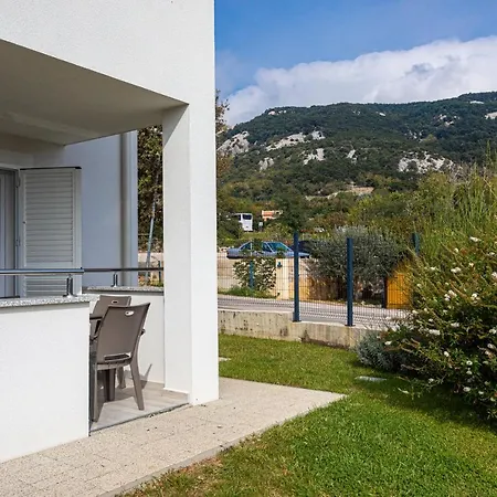 Crnekovic Tomislava 8 Apartament Baška