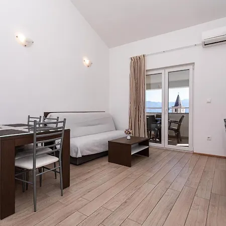 Crnekovic Tomislava 8 Apartment