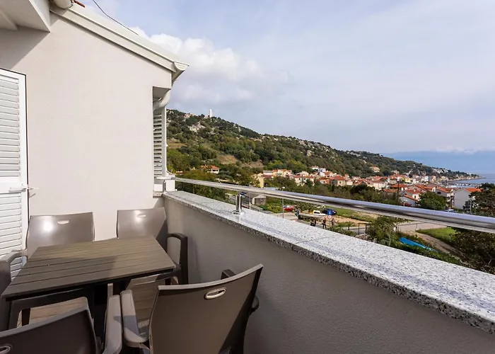 Crnekovic Tomislava 8 Apartman Baška
