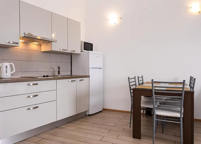 Crnekovic Tomislava 8 Apartman Baška