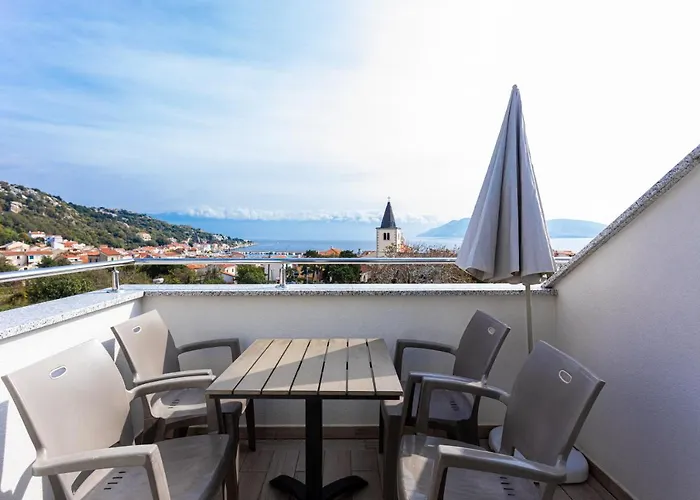 Crnekovic Tomislava *